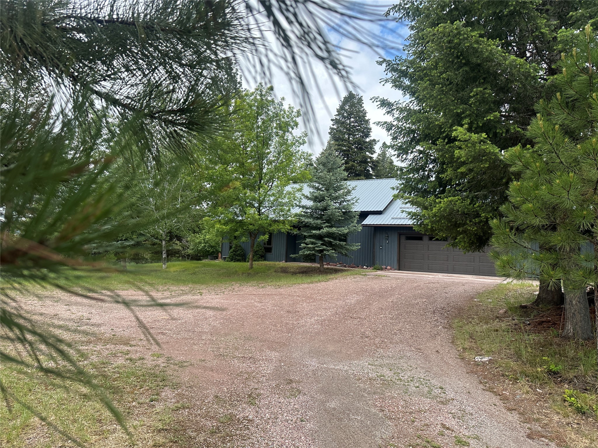 1148 Double Arrow Road