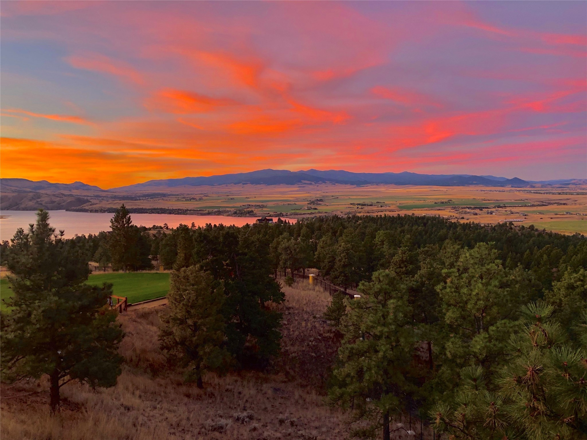 Helena, Montana 59602, United States, 5 Bedrooms Bedrooms, ,6 BathroomsBathrooms,Residential,Active,56938