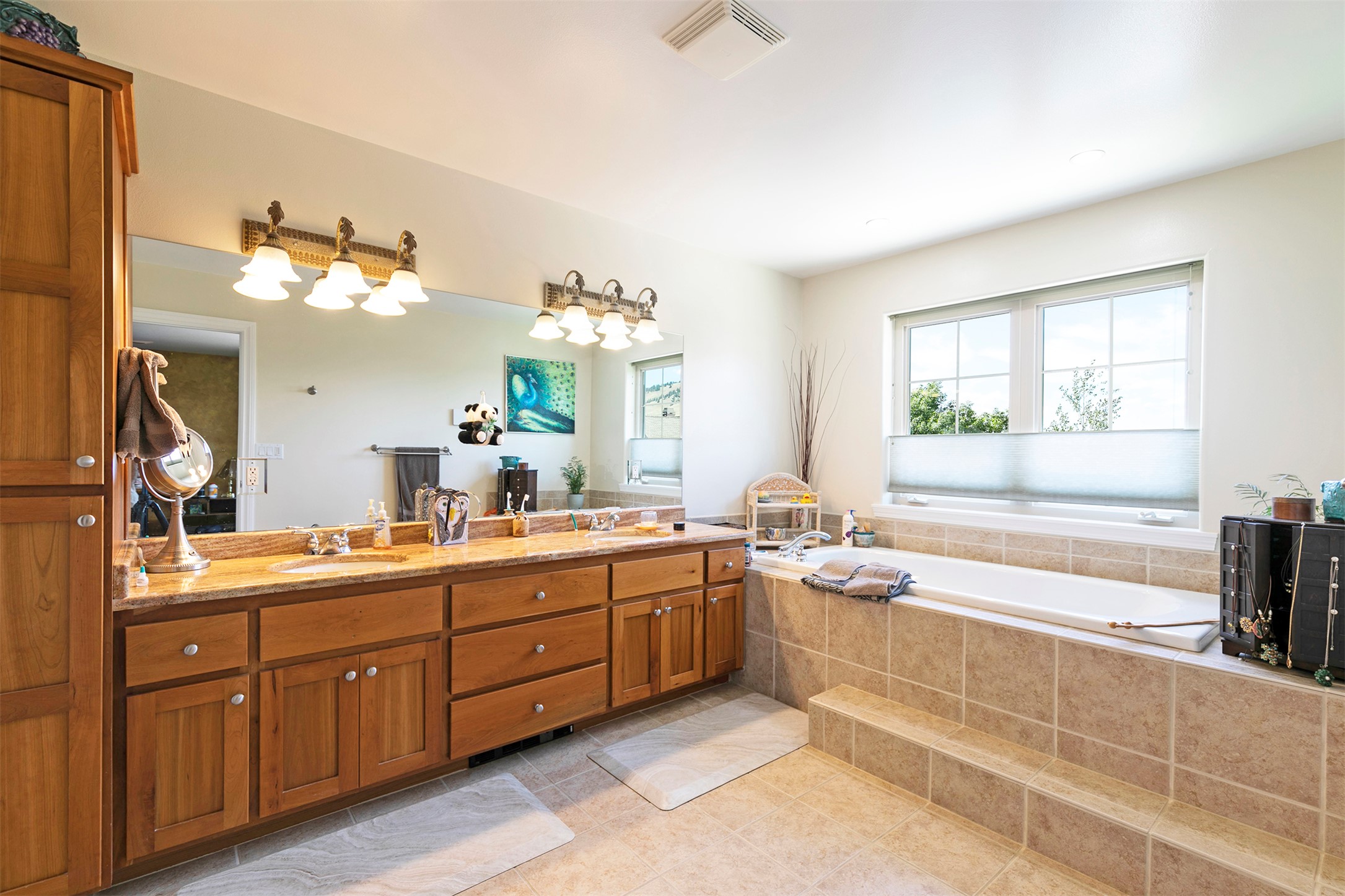 Missoula, Montana 59803, United States, 4 Bedrooms Bedrooms, ,4 BathroomsBathrooms,Residential,Active,170301