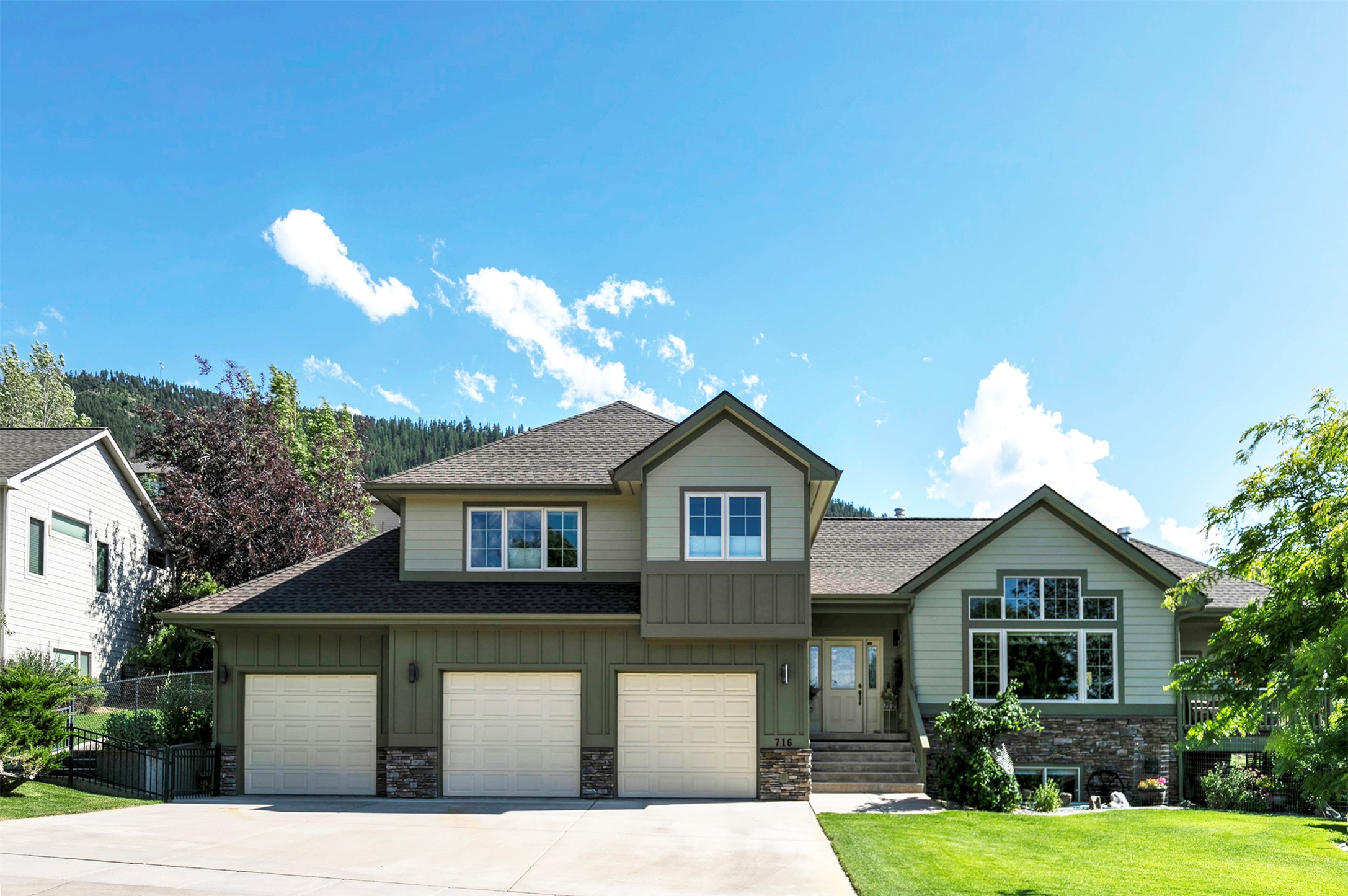 716 Spanish Peaks Drive