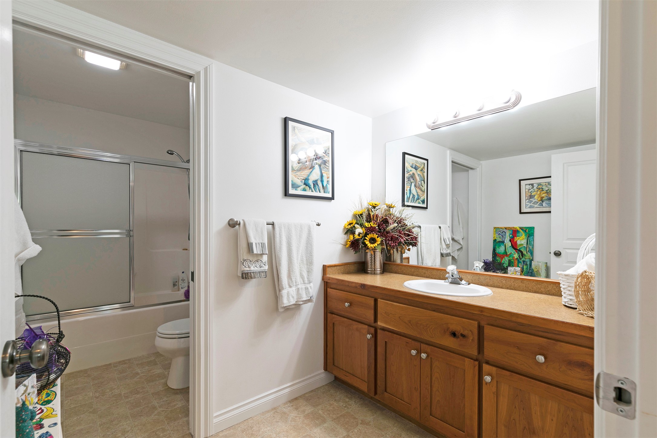 Missoula, Montana 59803, United States, 4 Bedrooms Bedrooms, ,4 BathroomsBathrooms,Residential,Active,170301