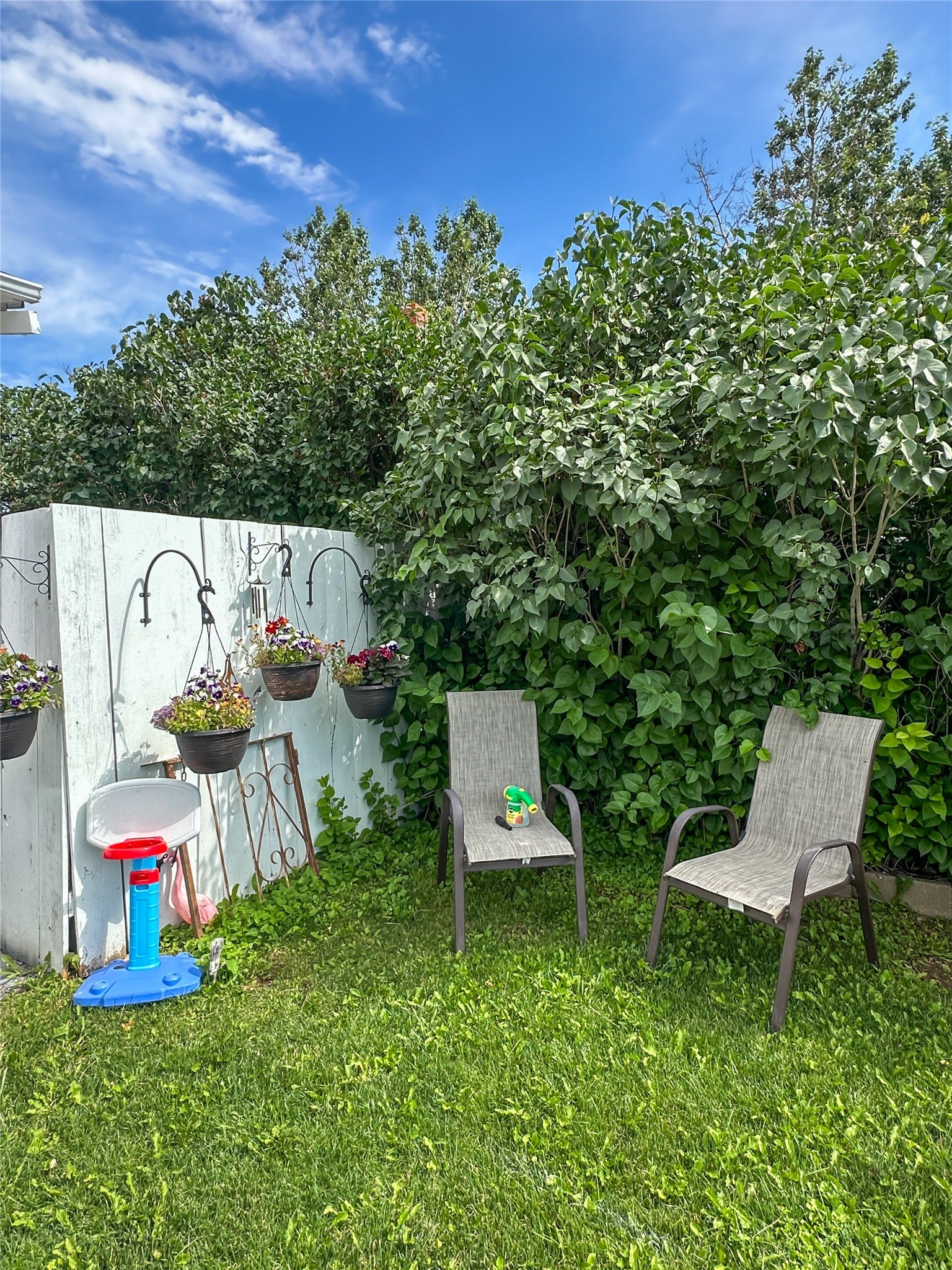 18 2nd Avenue SE