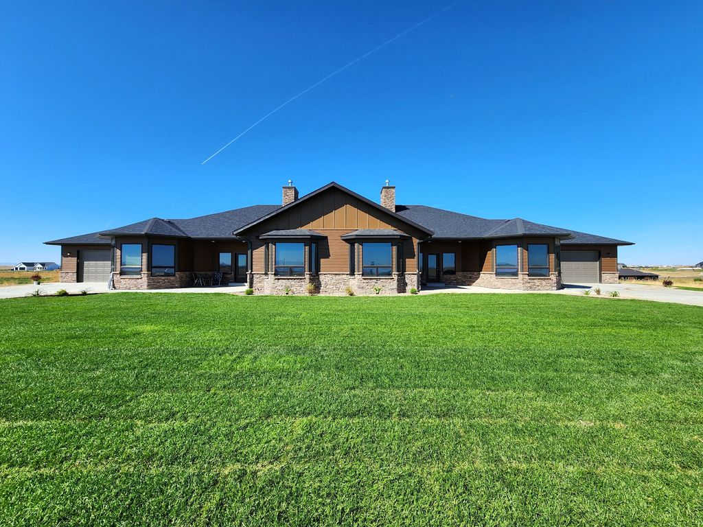 Photo of 10 Silvermine Lane, Great Falls, MT 59404 (MLS # 30065091)
