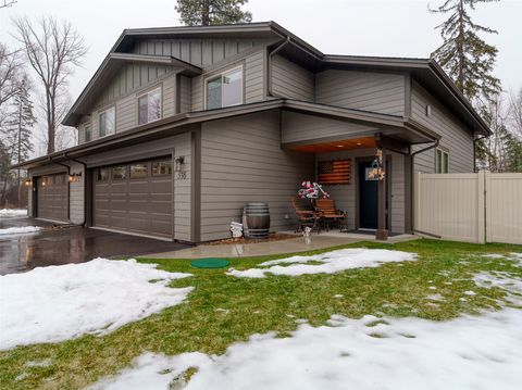 Photo of 536 E Evergreen Drive, Kalispell, MT 59901 (MLS # 30062021)