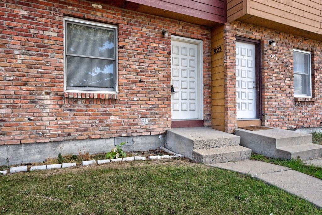 Photo of 919 Hialeah Court, Helena, MT 59601 (MLS # 30054400)