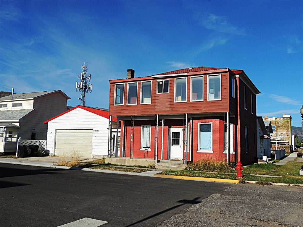 Photo of 2 Cherry Street, Anaconda, MT 59711 (MLS # 30078765)