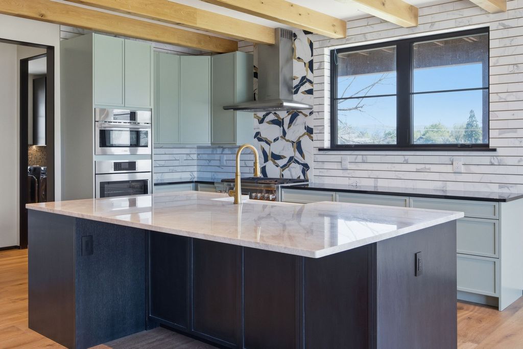 Photo of 131 Eastside Highway, Hamilton, MT 59840 (MLS # 30070940)