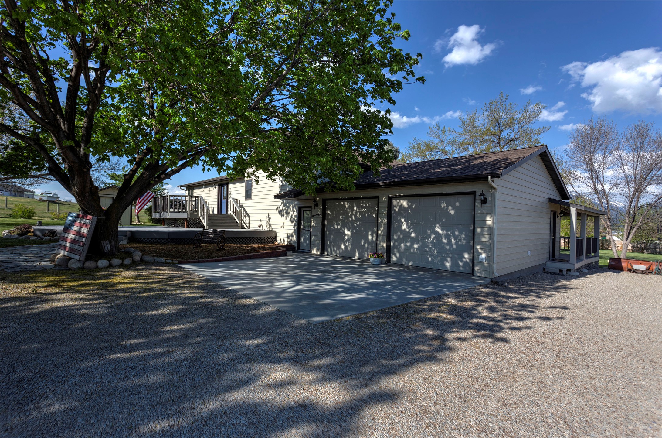 1741 Sutherland Lane