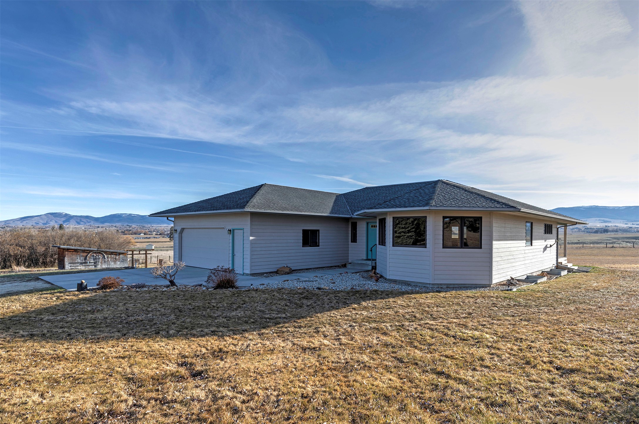 Stevensville, Montana 59870, United States, 4 Bedrooms Bedrooms, ,3 BathroomsBathrooms,Residential,Active,98599