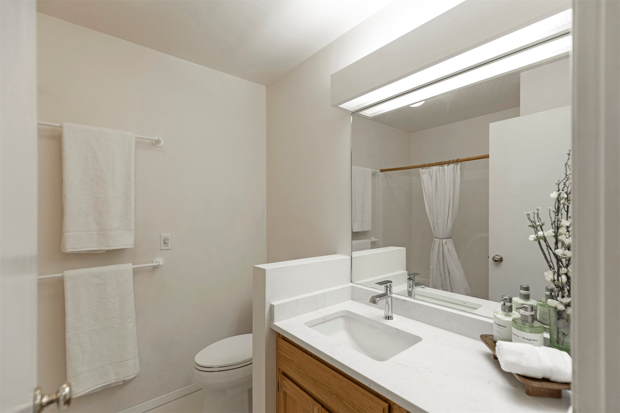 Stevensville, Montana 59870, United States, 4 Bedrooms Bedrooms, ,3 BathroomsBathrooms,Residential,Active,98599