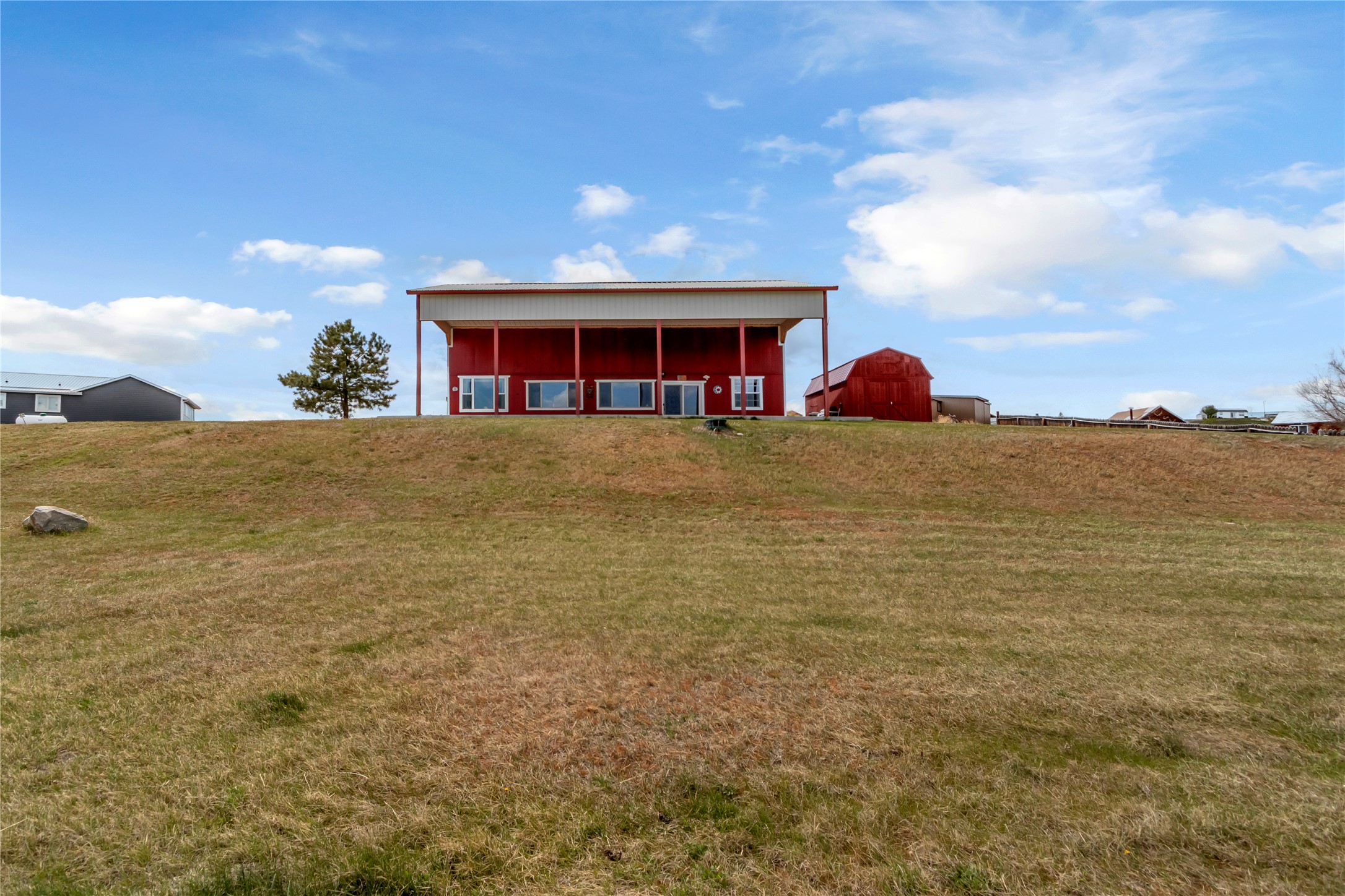 55 Lakeview Drive