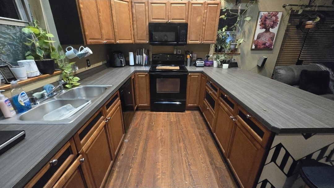 2255 S 9th Street W A