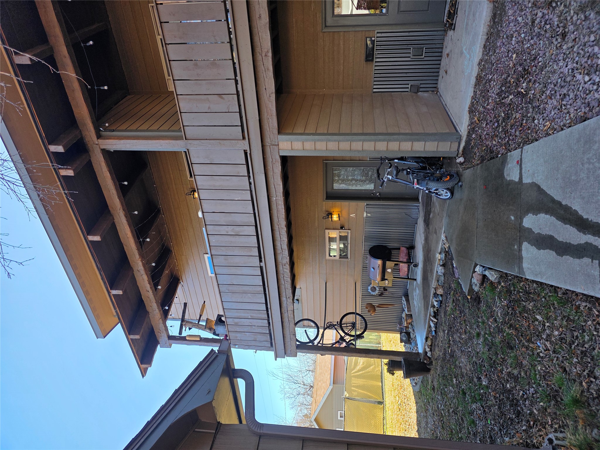 2255 S 9th Street W A