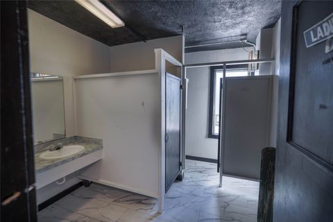 Tiny photo for 24 1st Avenue W, Kalispell, MT 59901 (MLS # 30057664)