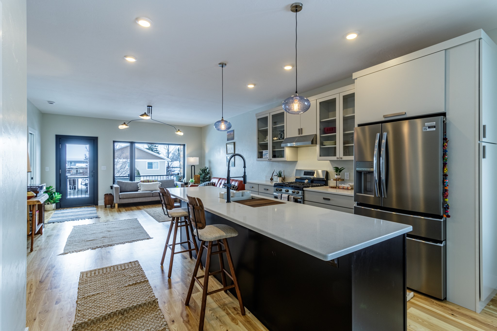 2216 S 12th Street W