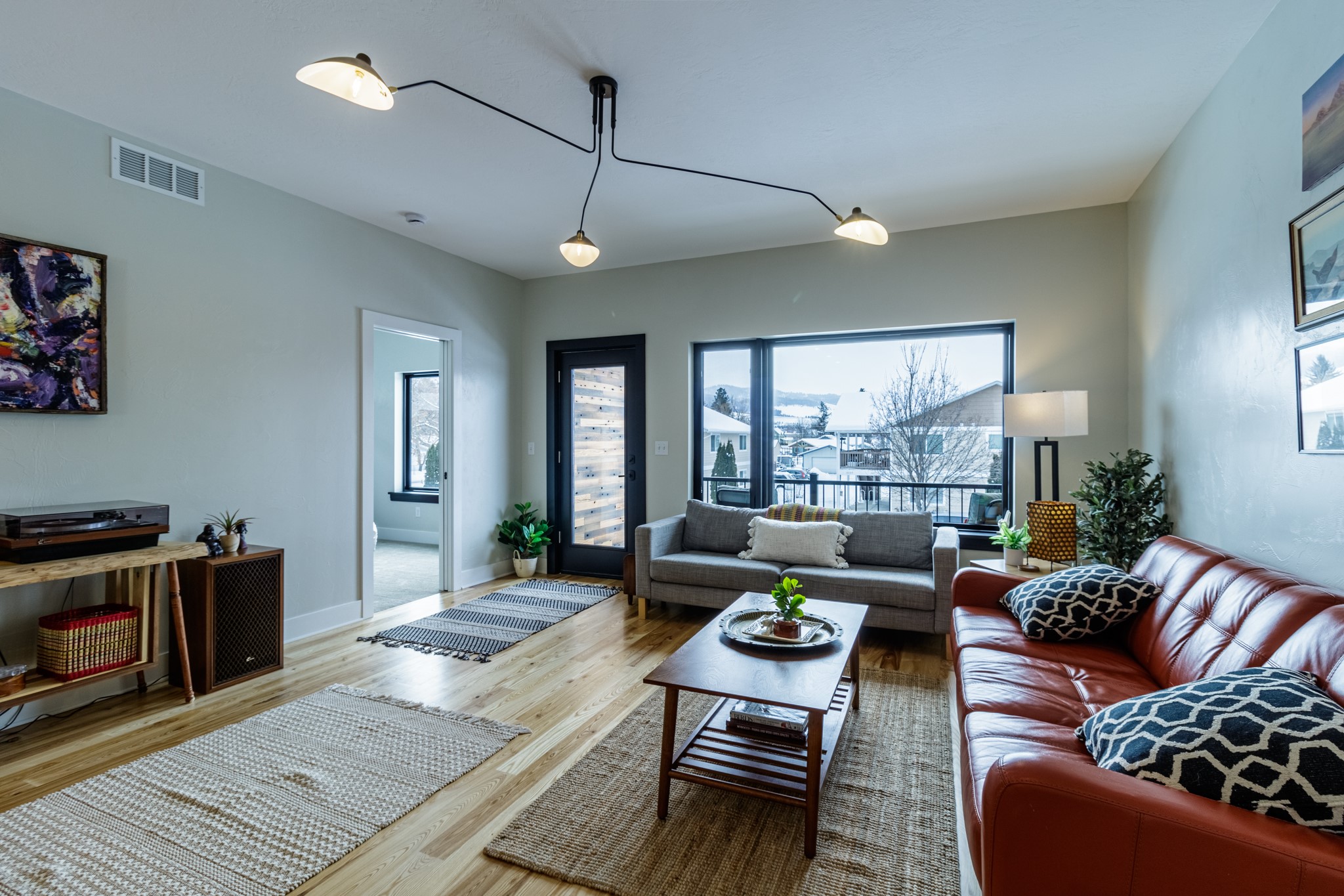 2216 S 12th Street W