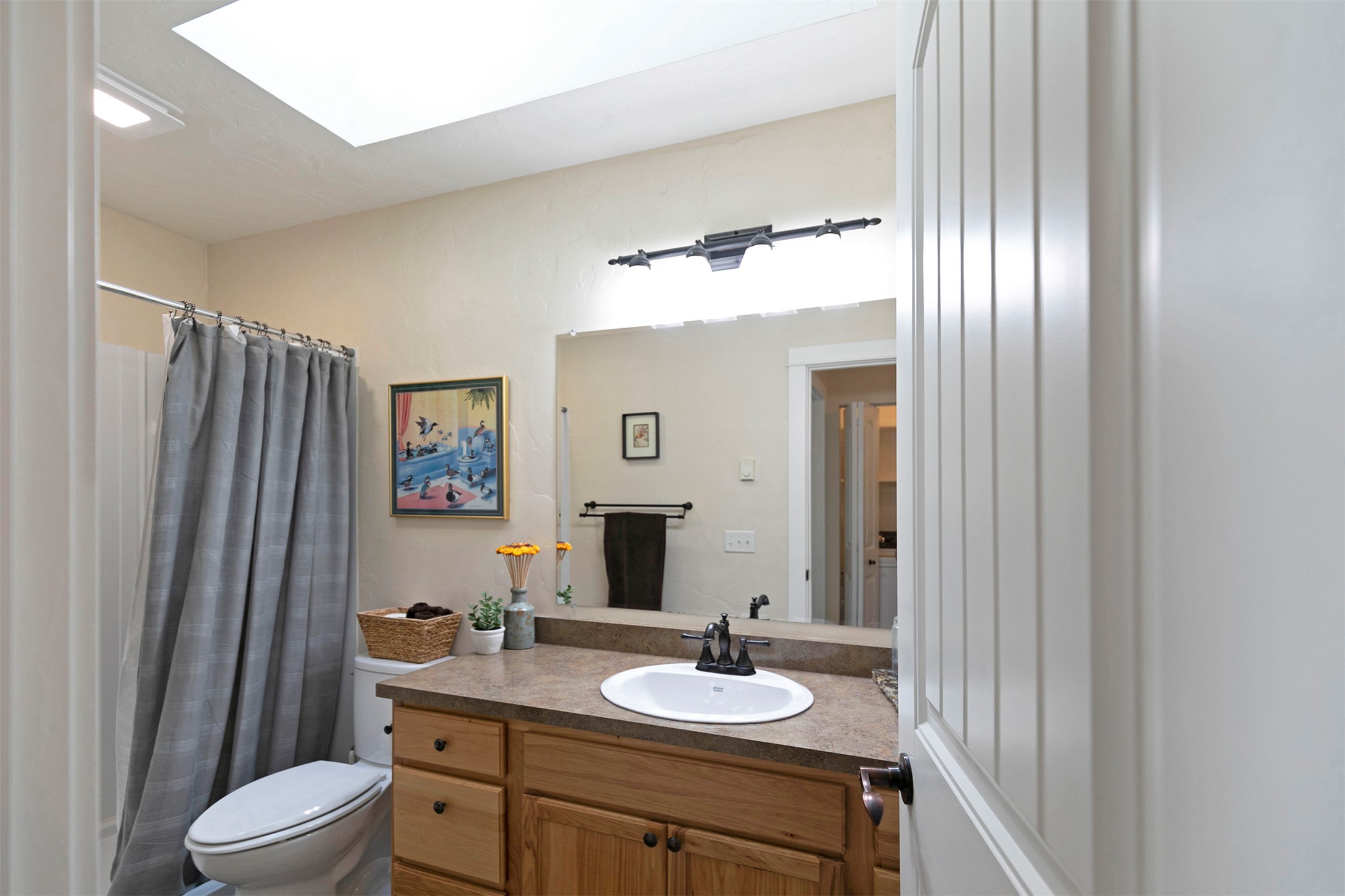 Hamilton, Montana 59840, United States, 2 Bedrooms Bedrooms, ,1 BathroomBathrooms,Residential,Active,231349