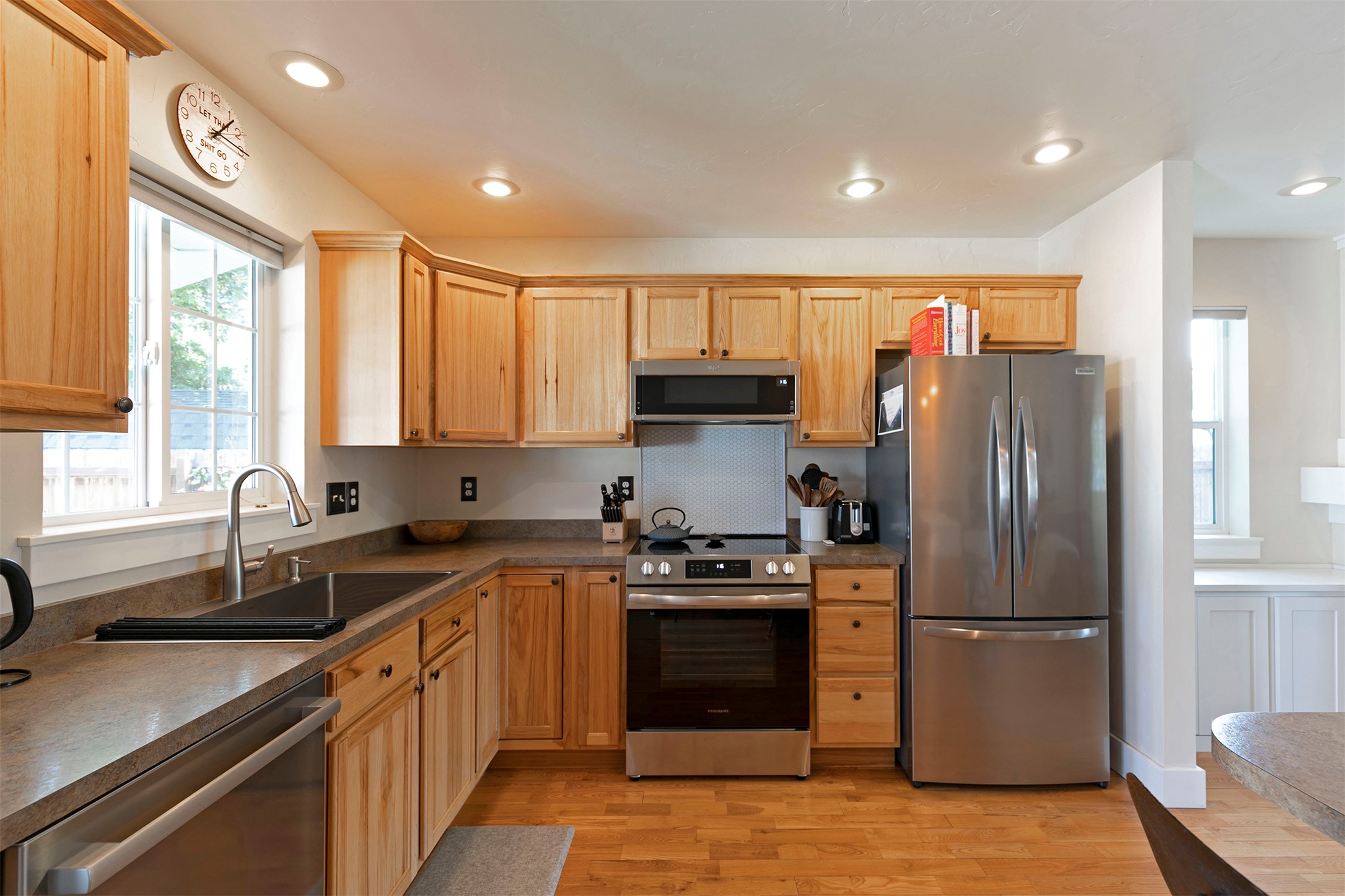 Hamilton, Montana 59840, United States, 2 Bedrooms Bedrooms, ,1 BathroomBathrooms,Residential,Active,231349