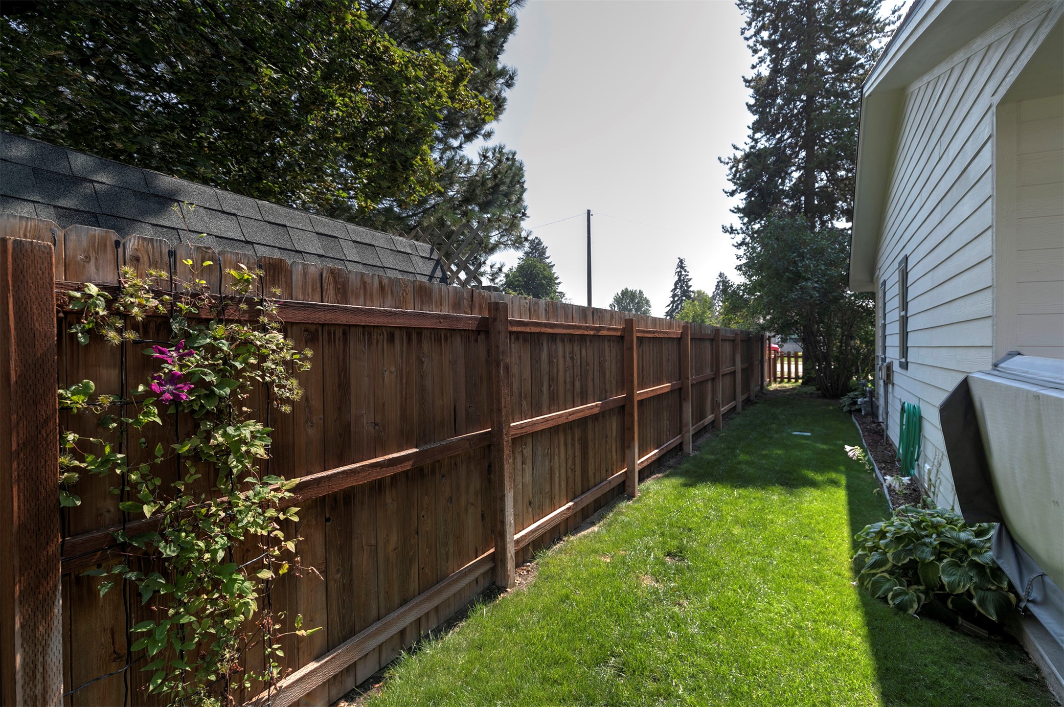 Hamilton, Montana 59840, United States, 2 Bedrooms Bedrooms, ,1 BathroomBathrooms,Residential,Active,231349