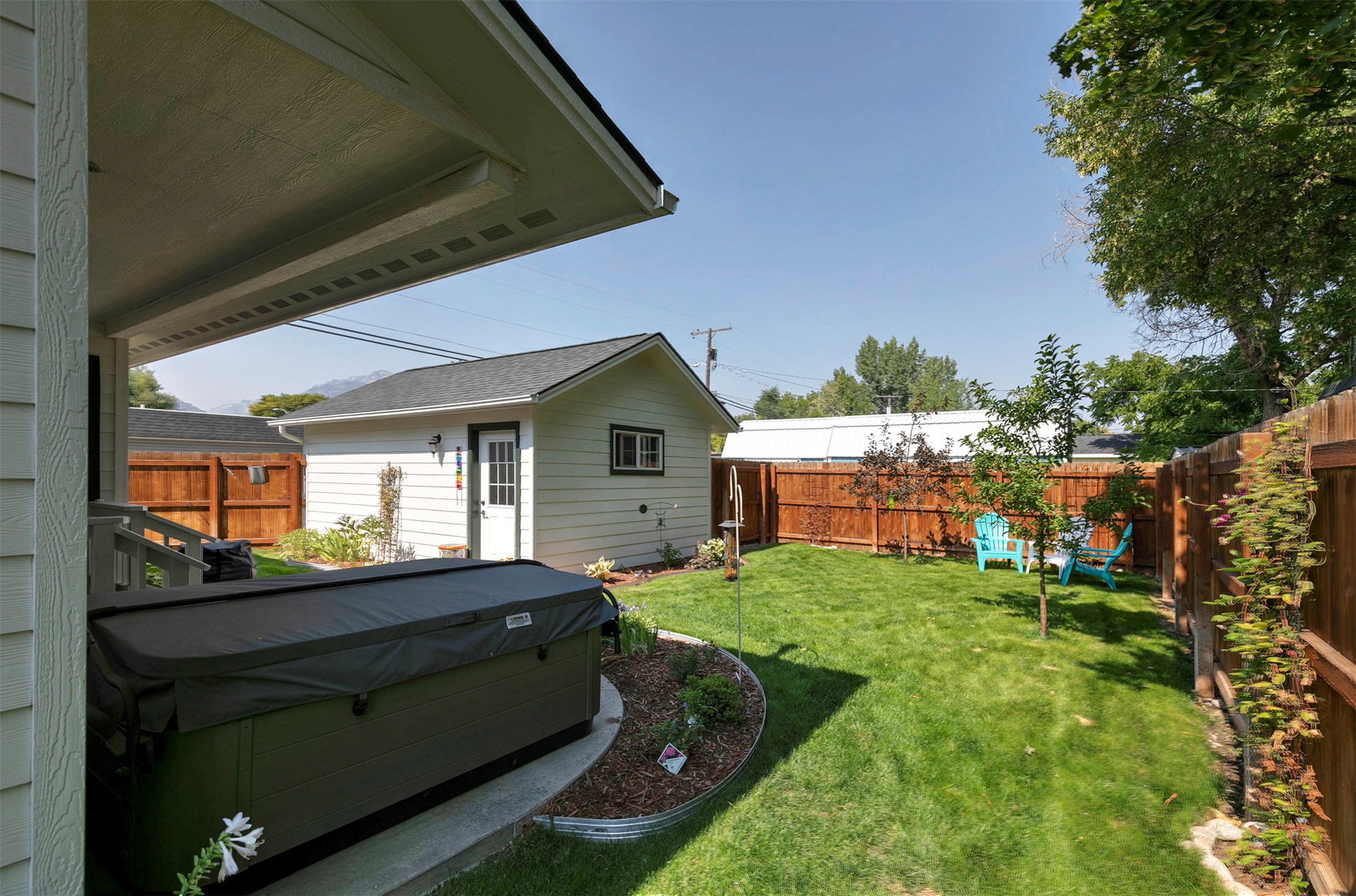 Hamilton, Montana 59840, United States, 2 Bedrooms Bedrooms, ,1 BathroomBathrooms,Residential,Active,231349