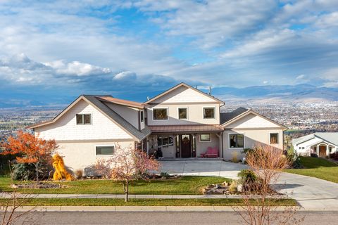 Photo of 310 Spanish Peaks Drive, Missoula, MT 59803 (MLS # 30060672)