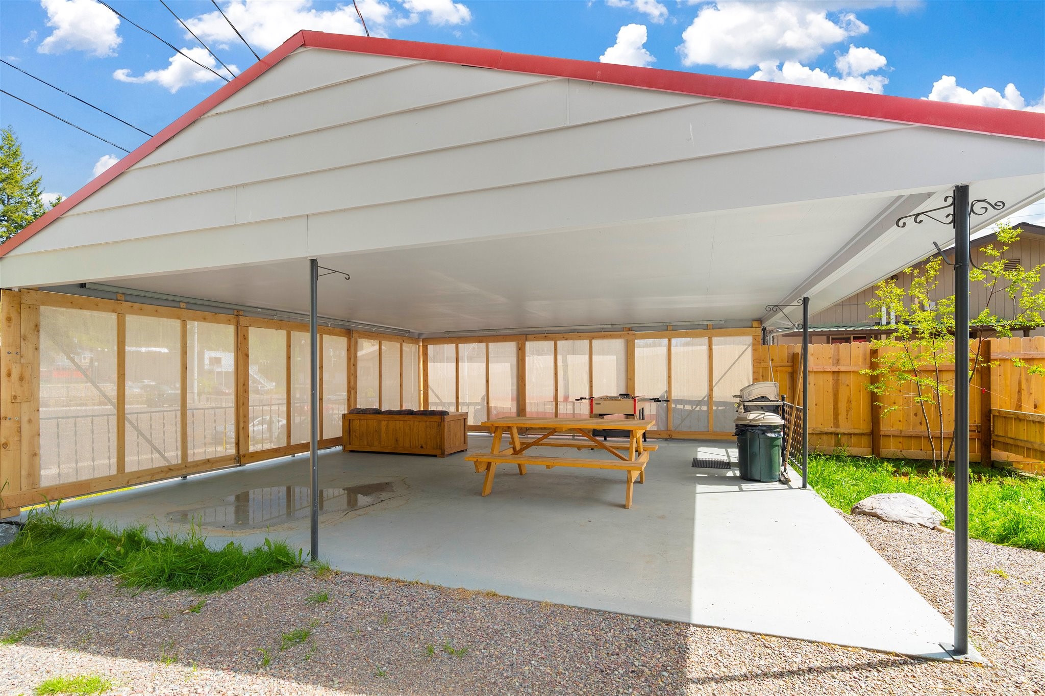 Bigfork, Montana 59911, United States, 3 Bedrooms Bedrooms, ,2 BathroomsBathrooms,Residential,Active,81984