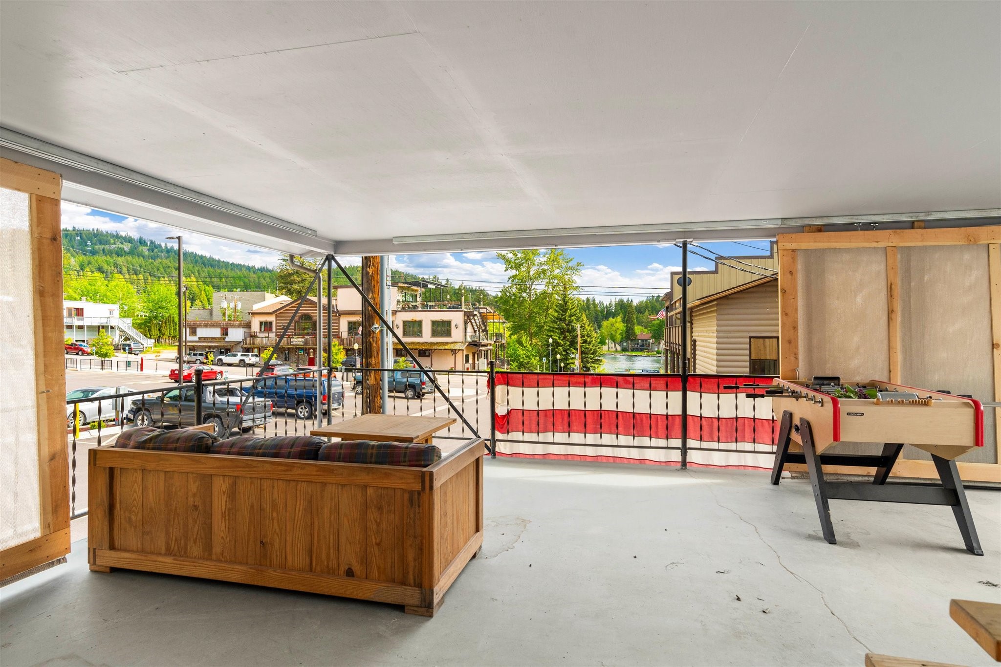 Bigfork, Montana 59911, United States, 3 Bedrooms Bedrooms, ,2 BathroomsBathrooms,Residential,Active,81984