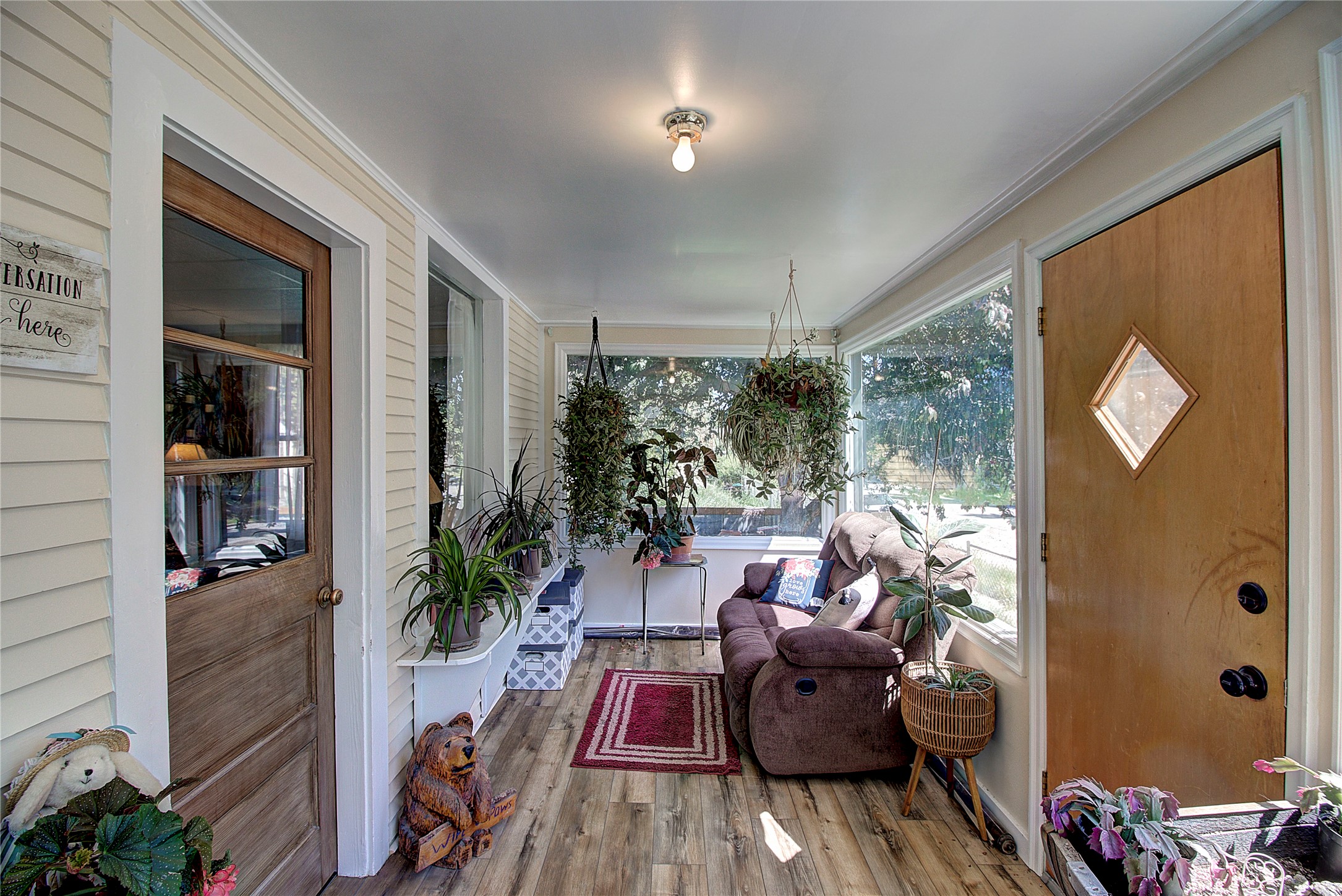506 2nd Street W