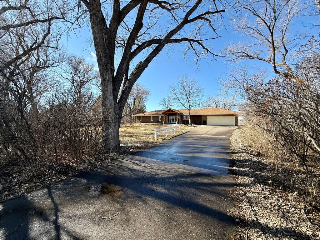 Photo of 2 Fairgrounds Road, Glendive, MT 59330 (MLS # 30066205)
