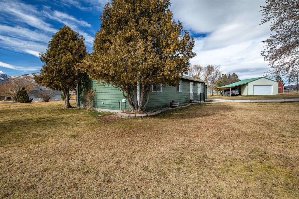 Photo of 5505 Cottonwood Drive S, Florence, MT 59833 (MLS # 30066075)