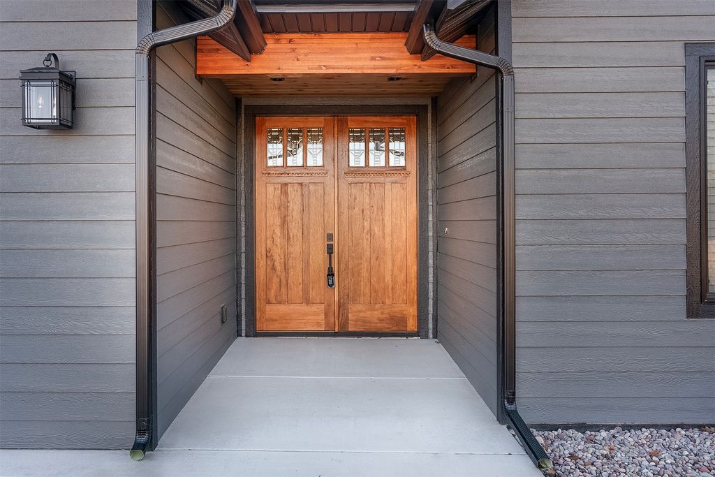 Photo of 412 White Fox Run, Polson, MT 59860 (MLS # 30064166)