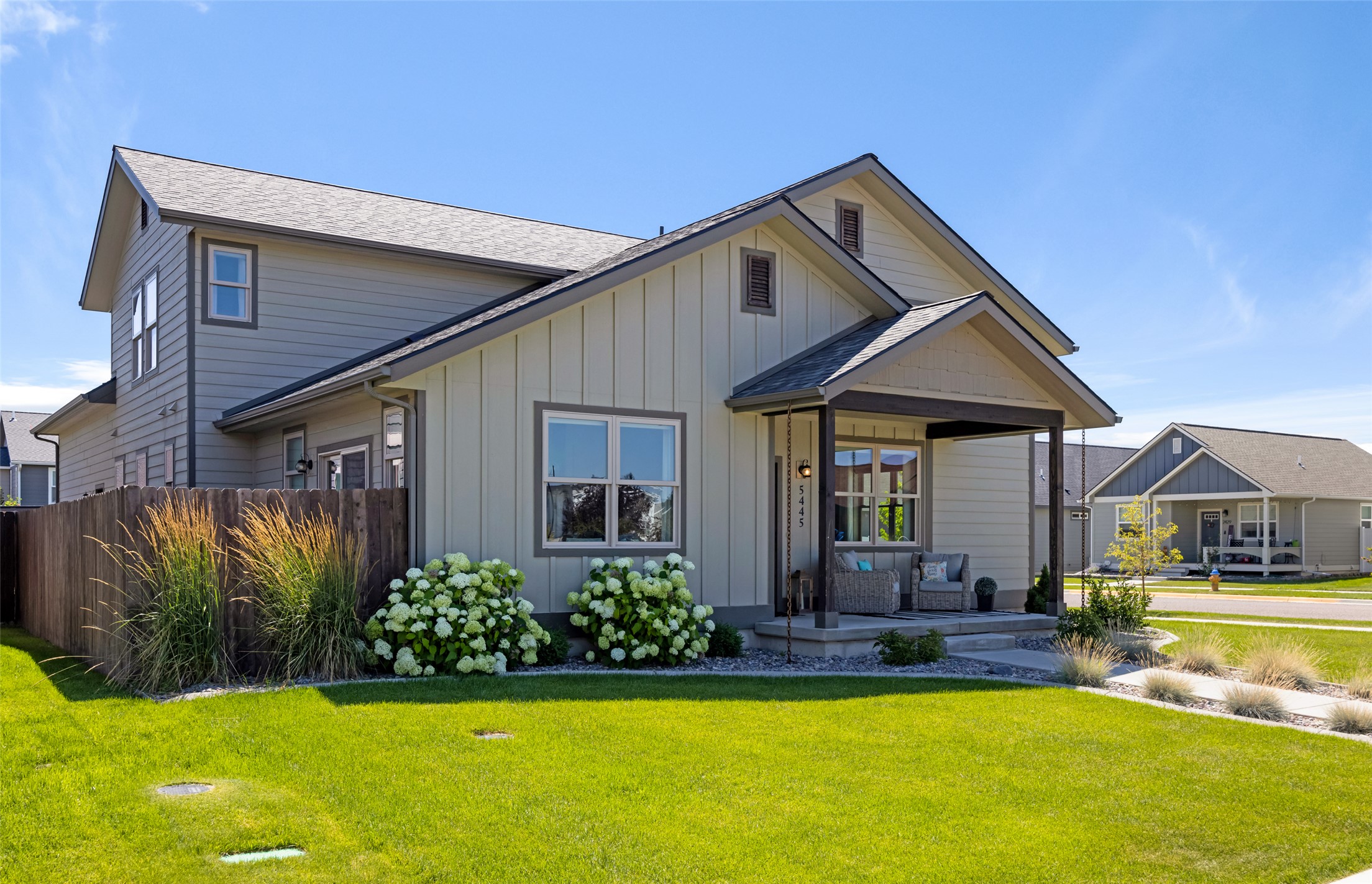 5445 Barbed Wire Drive