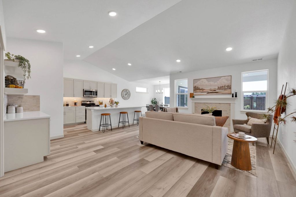 Photo of 8811 Los Alamitos Lane, Missoula, MT 59808 (MLS # 30068752)