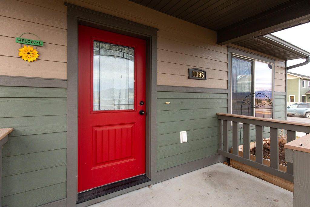 Photo of 1095 Cottonwood Road, Bozeman, MT 59718 (MLS # 30064123)