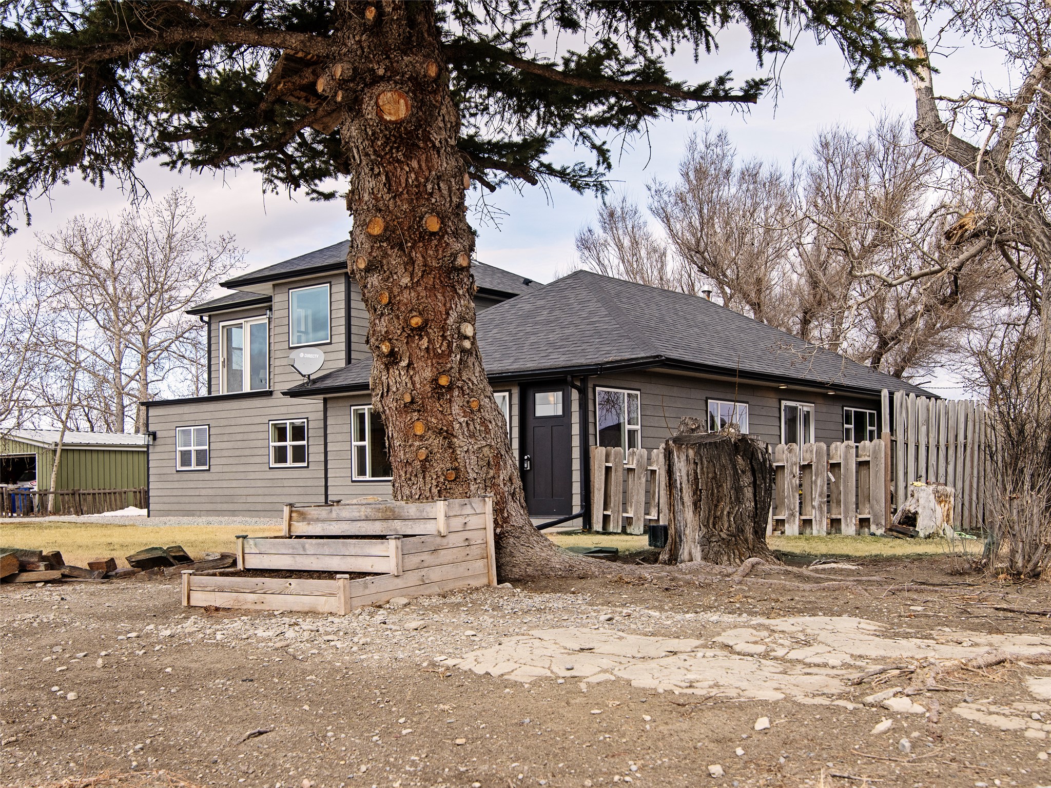 25 and 31Dupyer Ave Dupuyer Avenue