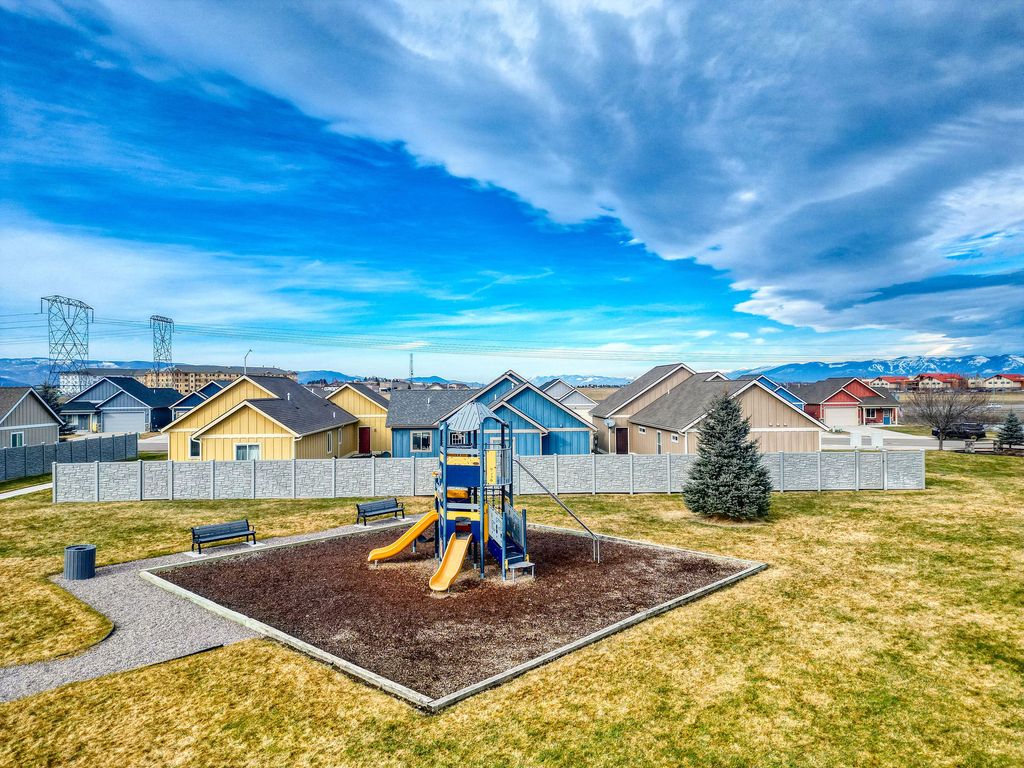 Photo of 304 Bluebell Road, Kalispell, MT 59901 (MLS # 30065098)