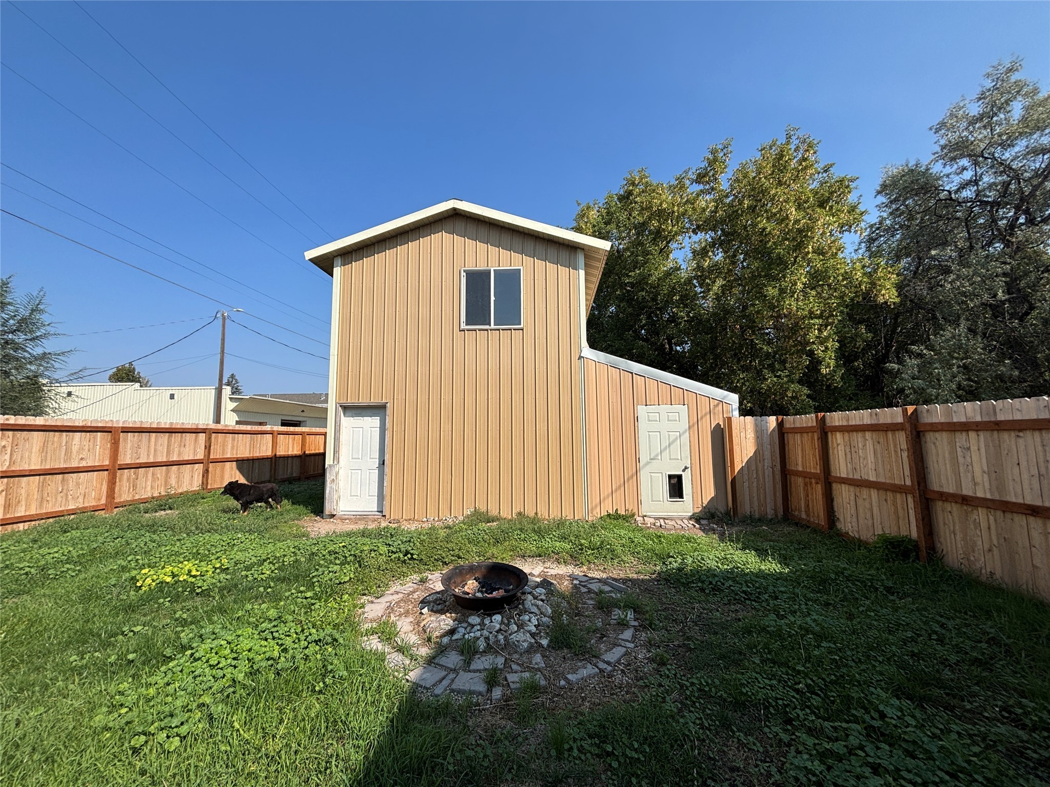 292 W Second Street