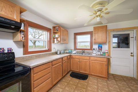 Tiny photo for 5213 Shepherd Acton Road, Shepherd, MT 59079 (MLS # 30069334)