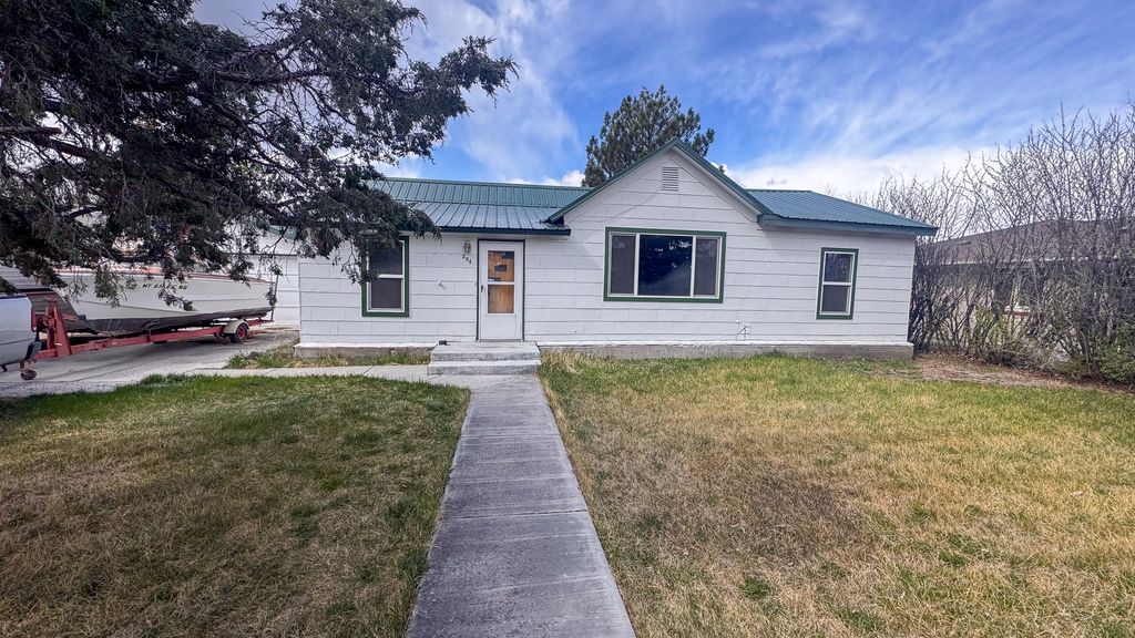Photo of 204 S Harrison Avenue, Townsend, MT 59644 (MLS # 30068820)