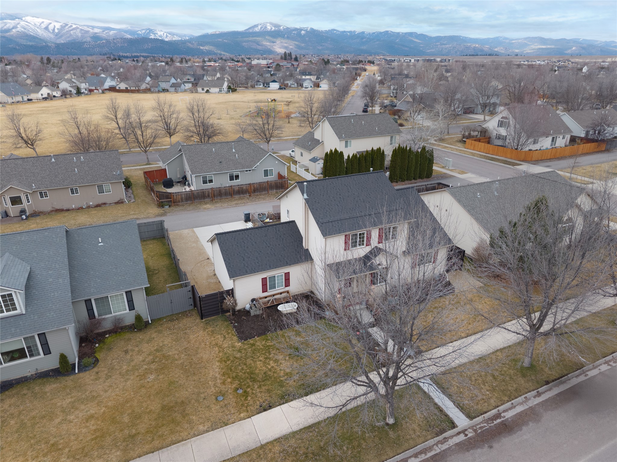 3931 England Boulevard