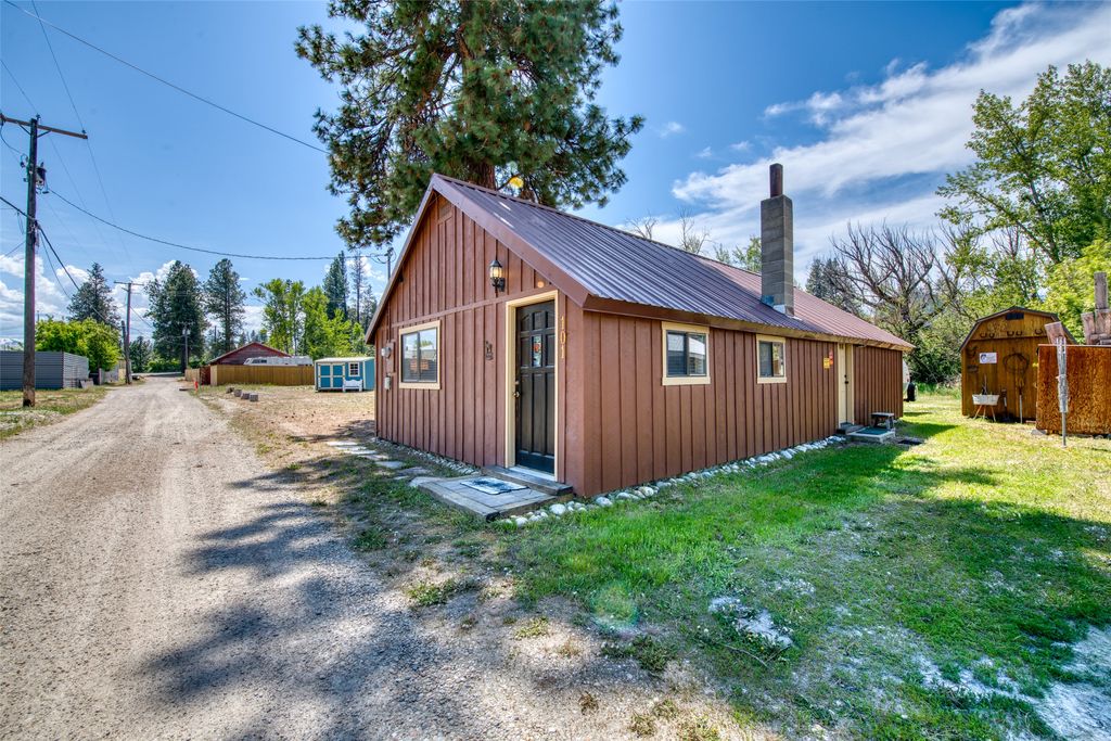 Photo of 101 W Southwic Avenue, Darby, MT 59829 (MLS # 30050753)