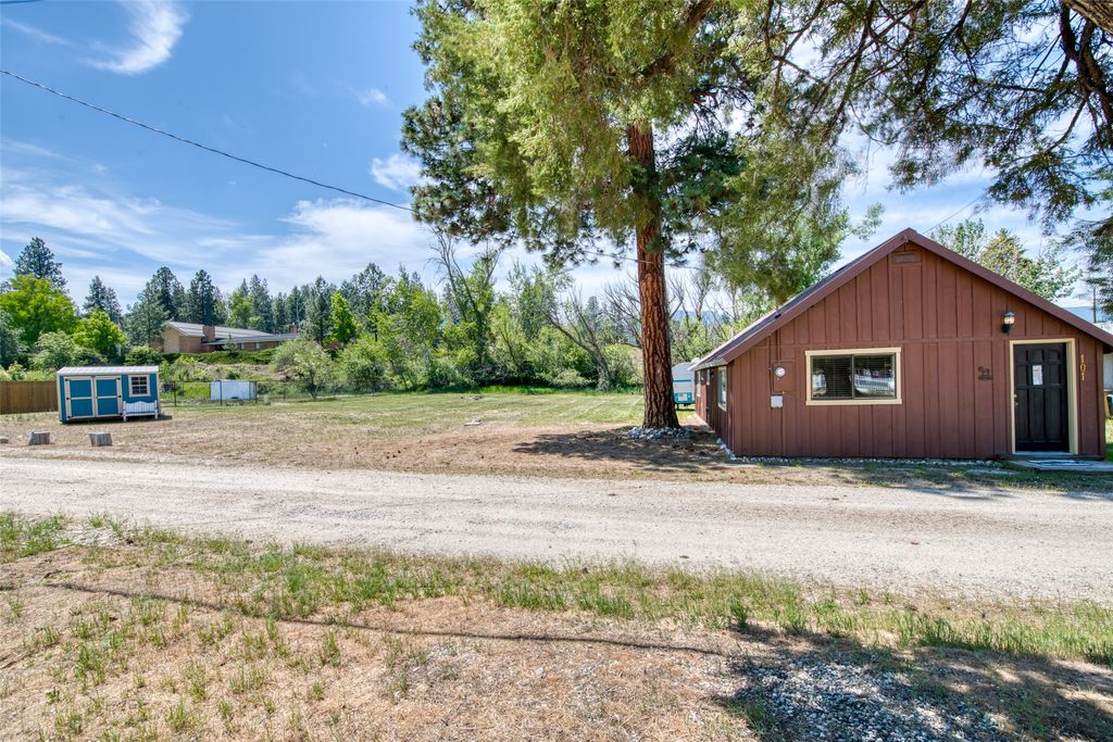 Photo of 101 W Southwic Avenue, Darby, MT 59829 (MLS # 30050753)