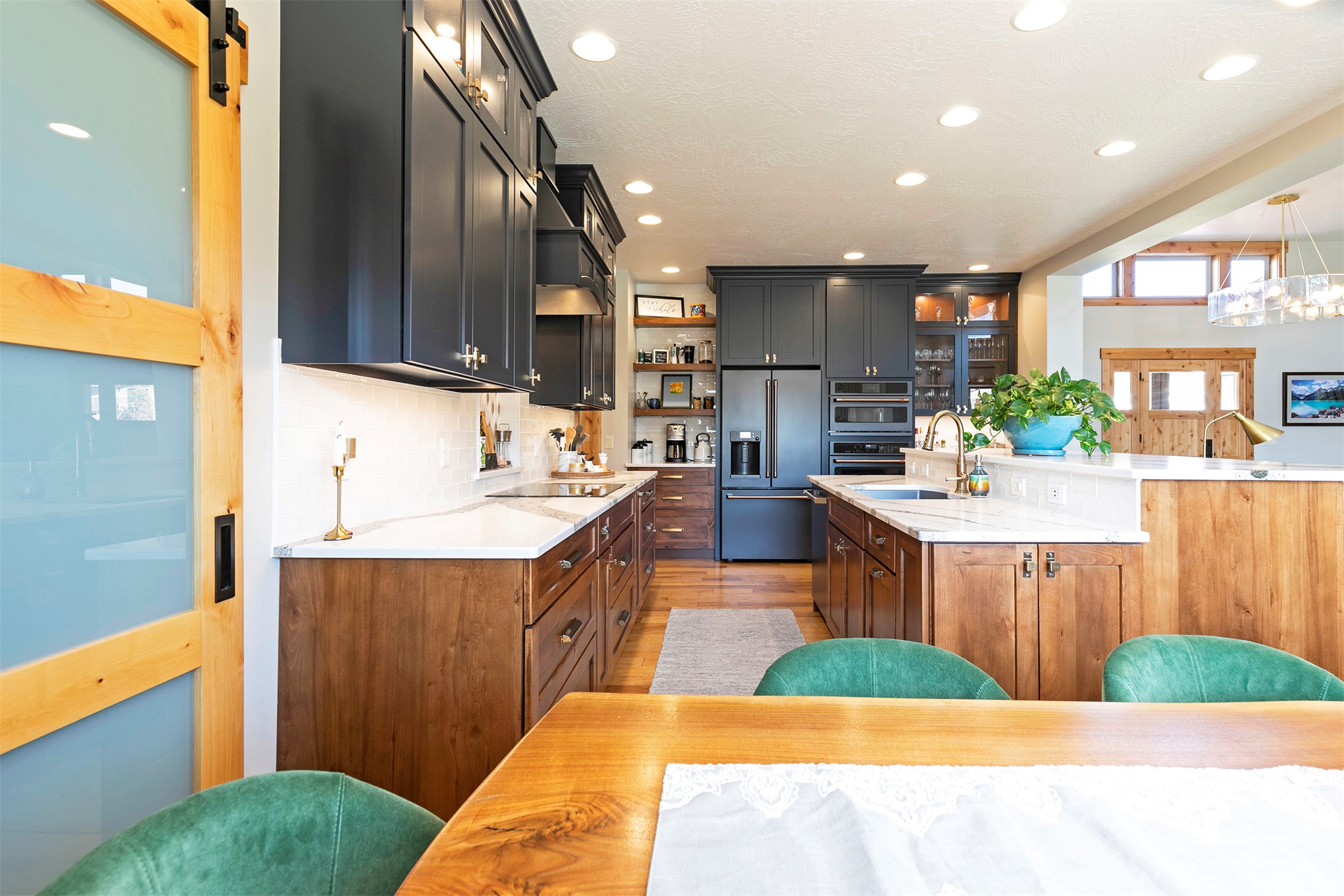 Missoula, Montana 59802, United States, 4 Bedrooms Bedrooms, ,3 BathroomsBathrooms,Residential,Active,118997