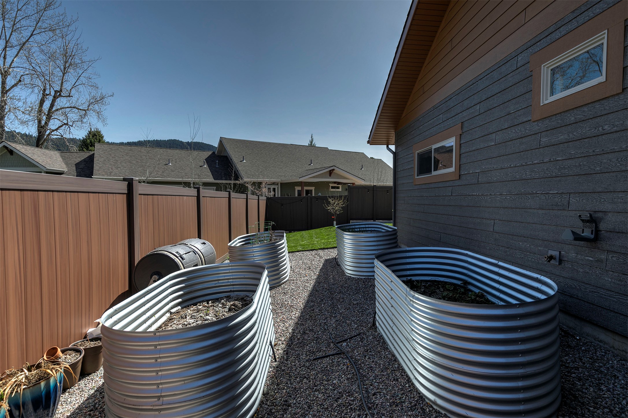 Missoula, Montana 59802, United States, 4 Bedrooms Bedrooms, ,3 BathroomsBathrooms,Residential,Active,118997