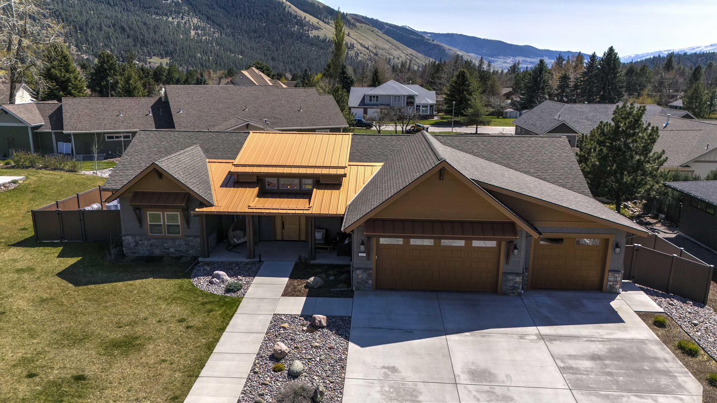Missoula, Montana 59802, United States, 4 Bedrooms Bedrooms, ,3 BathroomsBathrooms,Residential,Active,118997