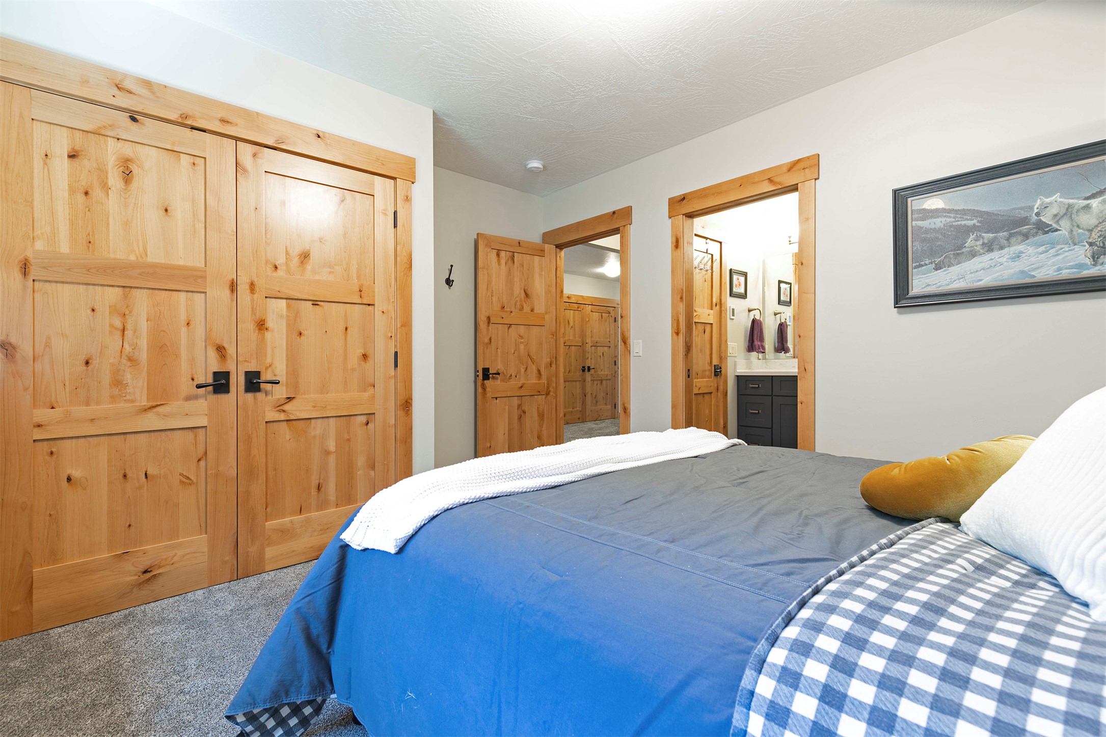 Missoula, Montana 59802, United States, 4 Bedrooms Bedrooms, ,3 BathroomsBathrooms,Residential,Active,118997