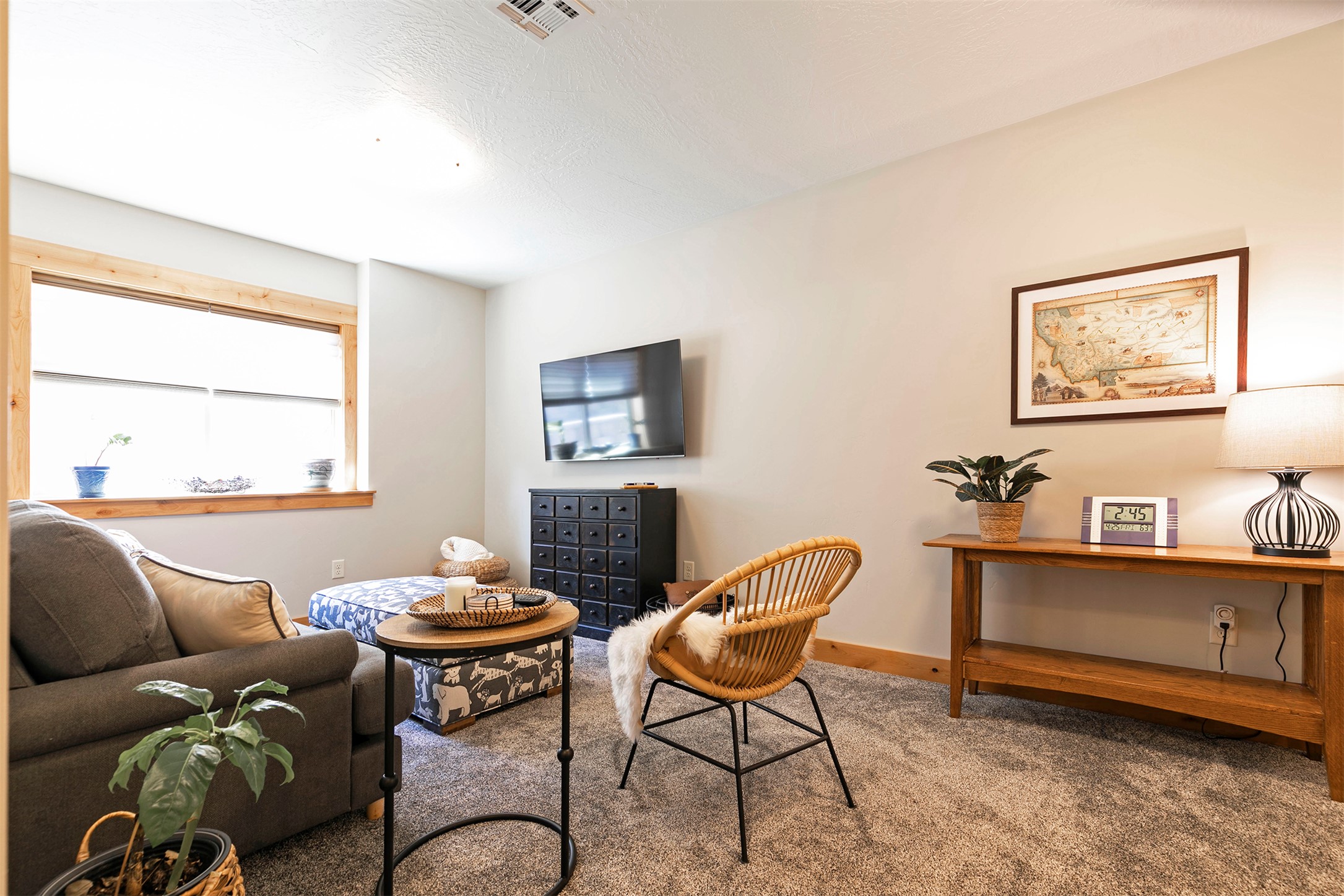 Missoula, Montana 59802, United States, 4 Bedrooms Bedrooms, ,3 BathroomsBathrooms,Residential,Active,118997