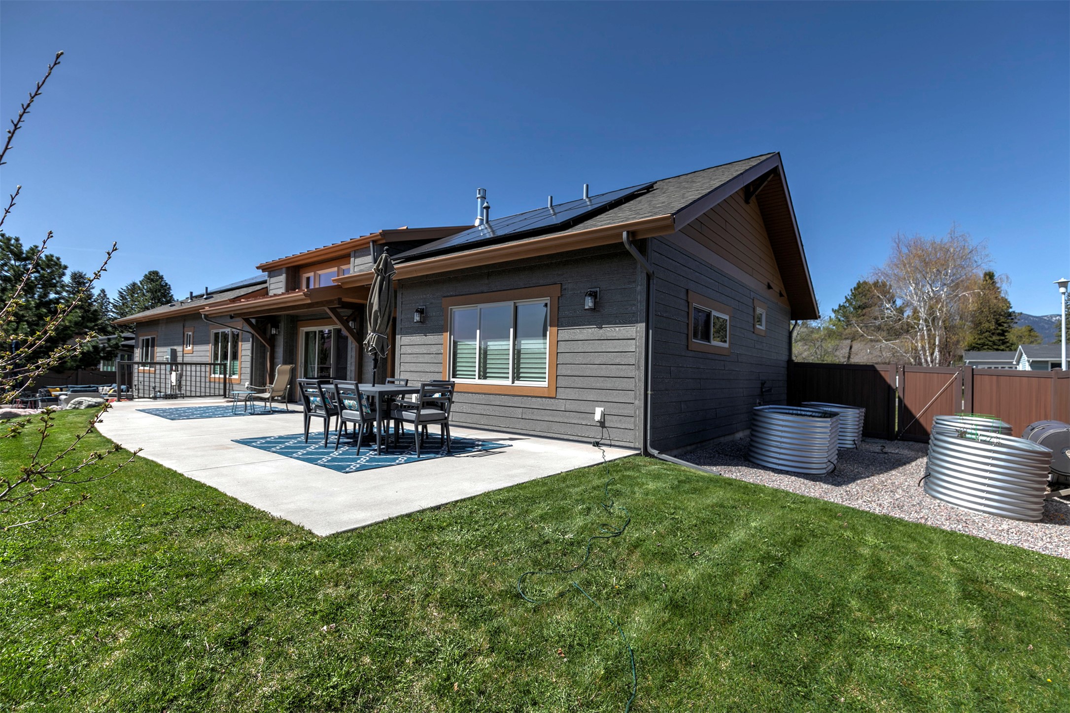 Missoula, Montana 59802, United States, 4 Bedrooms Bedrooms, ,3 BathroomsBathrooms,Residential,Active,118997