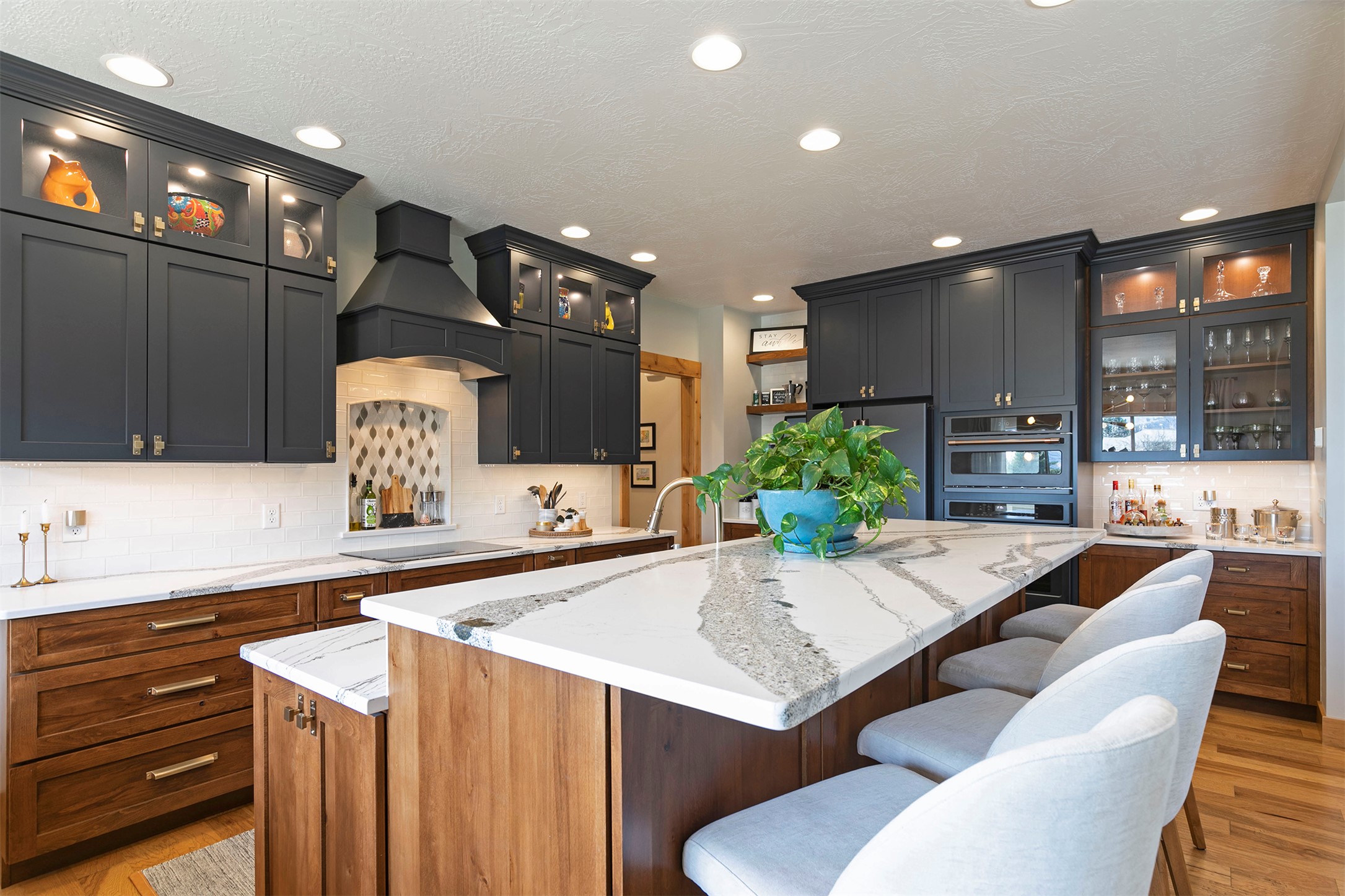 Missoula, Montana 59802, United States, 4 Bedrooms Bedrooms, ,3 BathroomsBathrooms,Residential,Active,118997