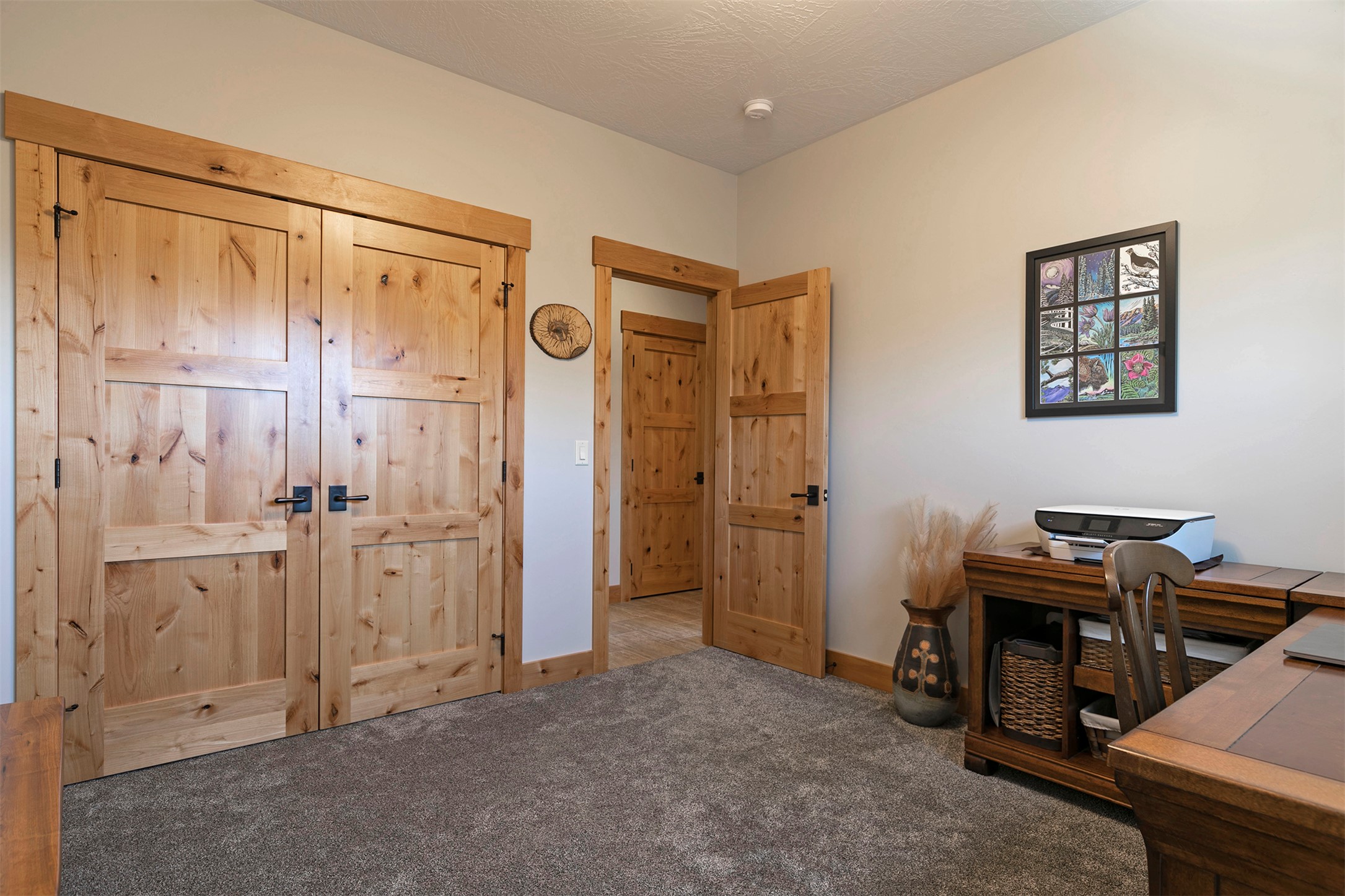 Missoula, Montana 59802, United States, 4 Bedrooms Bedrooms, ,3 BathroomsBathrooms,Residential,Active,118997